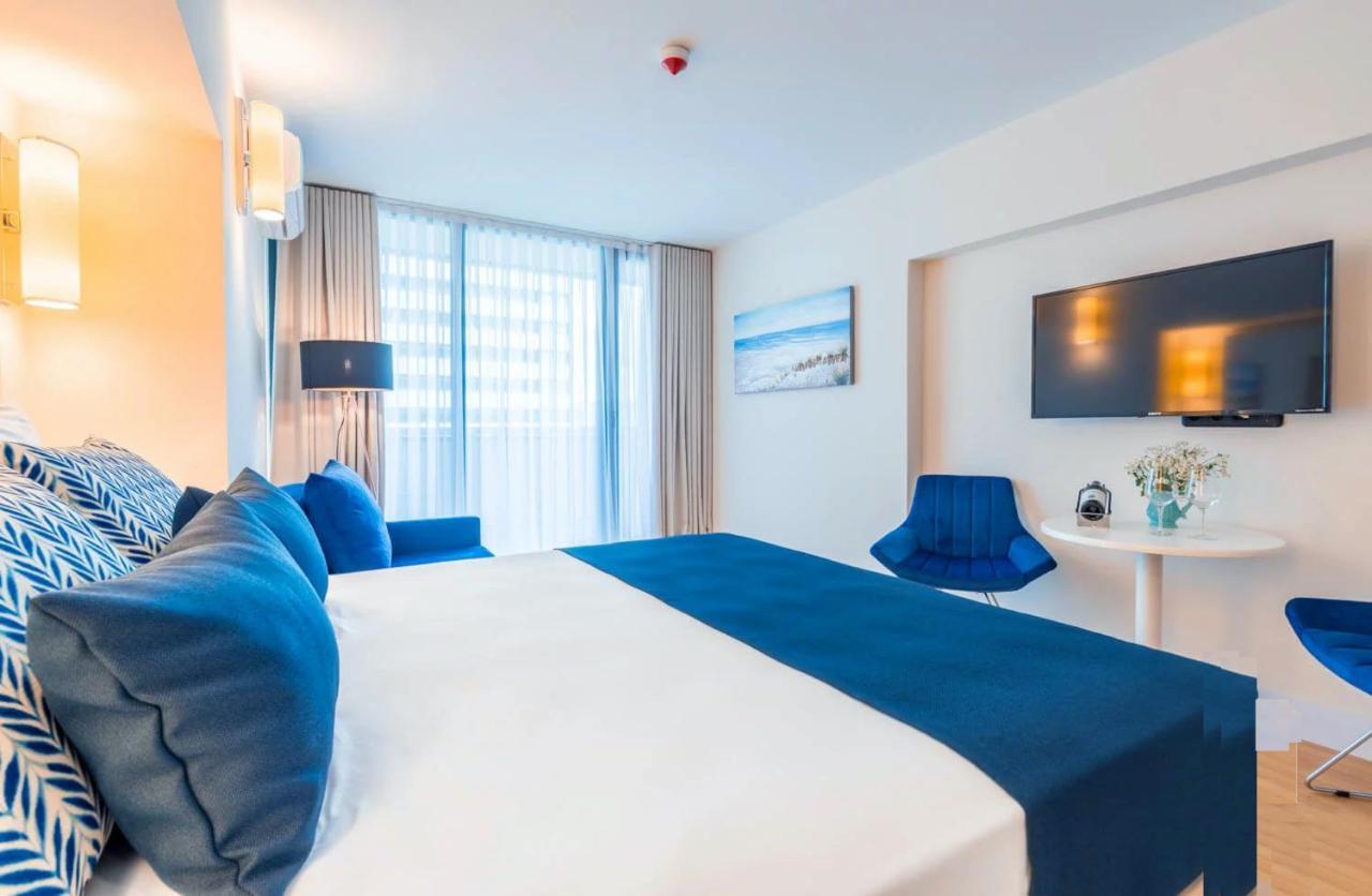 Orbi City Suite Sea View In Batumi Aparthotel Exterior photo