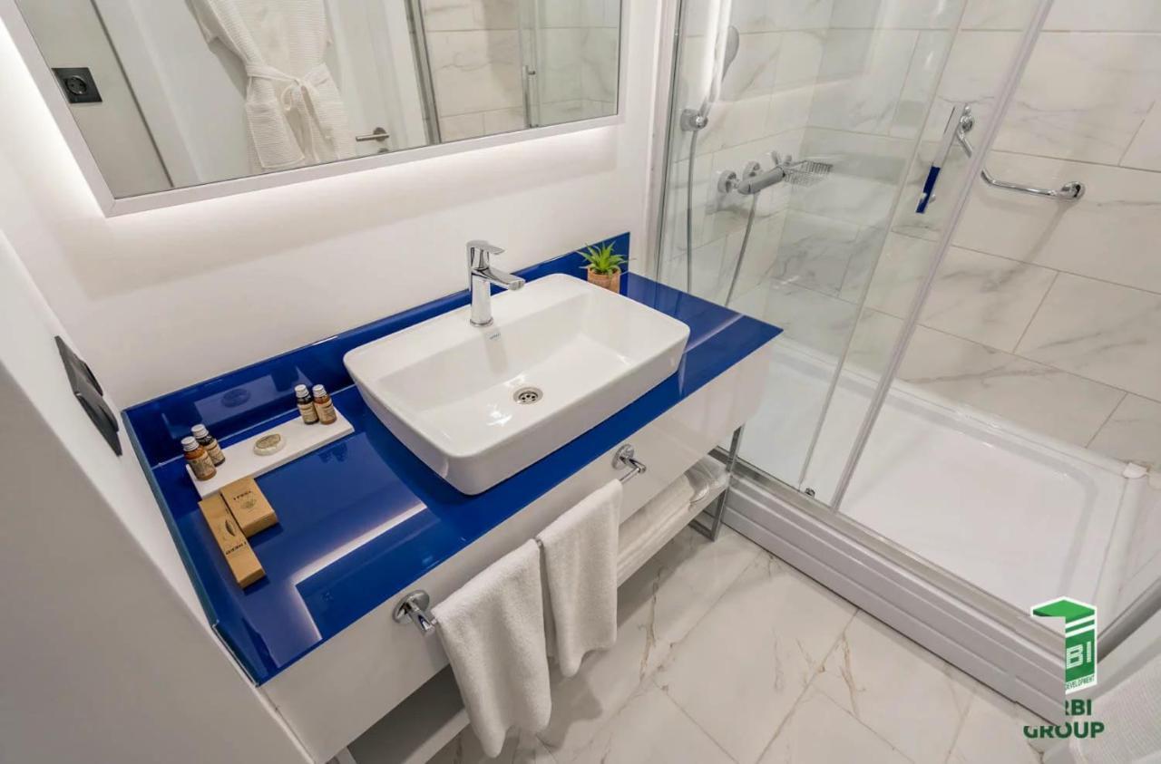 Orbi City Suite Sea View In Batumi Aparthotel Exterior photo