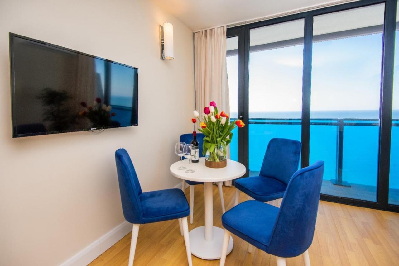 Orbi City Suite Sea View In Batumi Aparthotel Exterior photo
